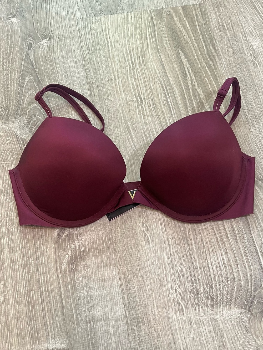 Victoria’s Secret 32D Burgundy Push Up Seamless Padded Bra